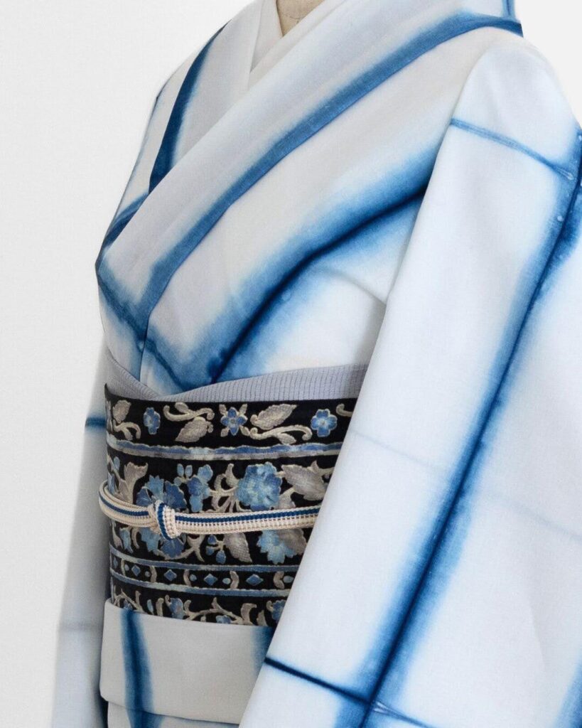 平敷さんの浴衣と岡重博多帯のコーディネート