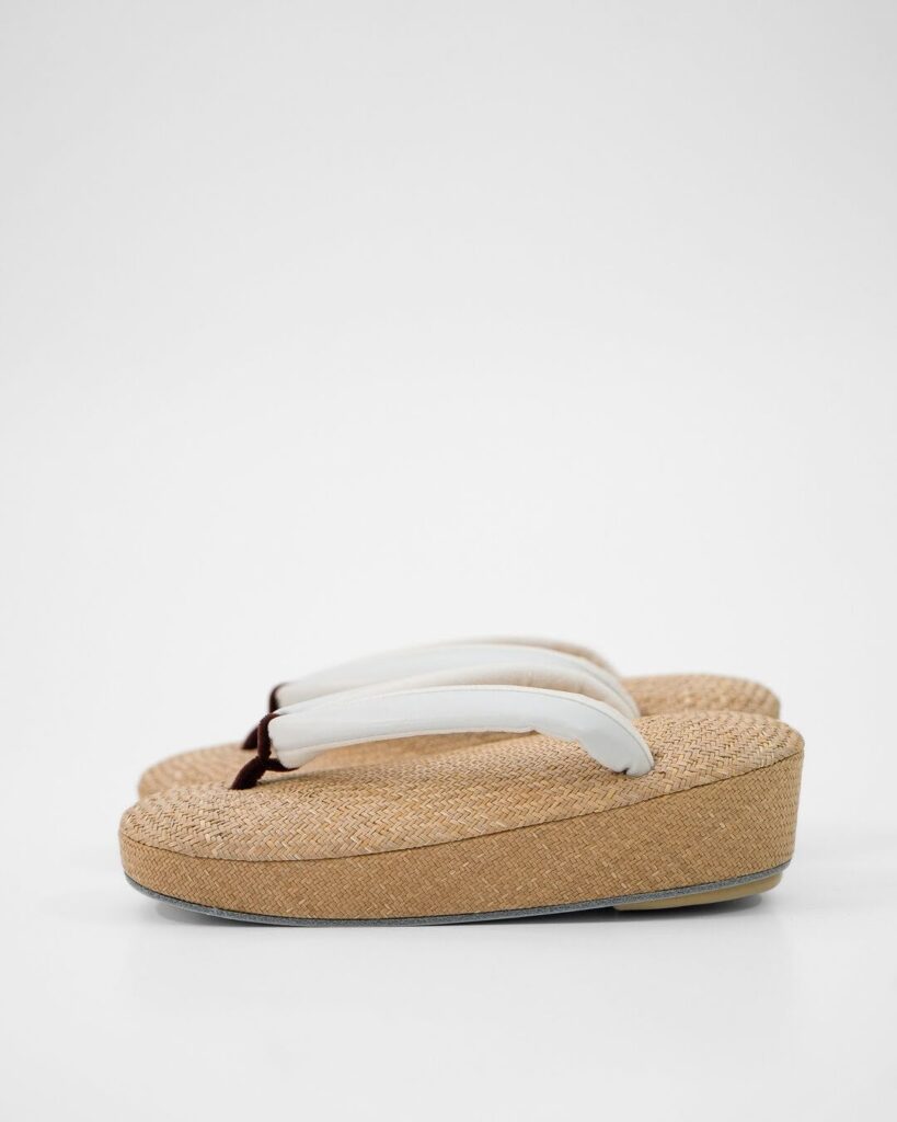 パナマの草履×デュプイのレザー