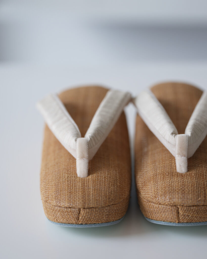 しな布の草履・柳川千秋さんの鼻緒・和小物さくら別注