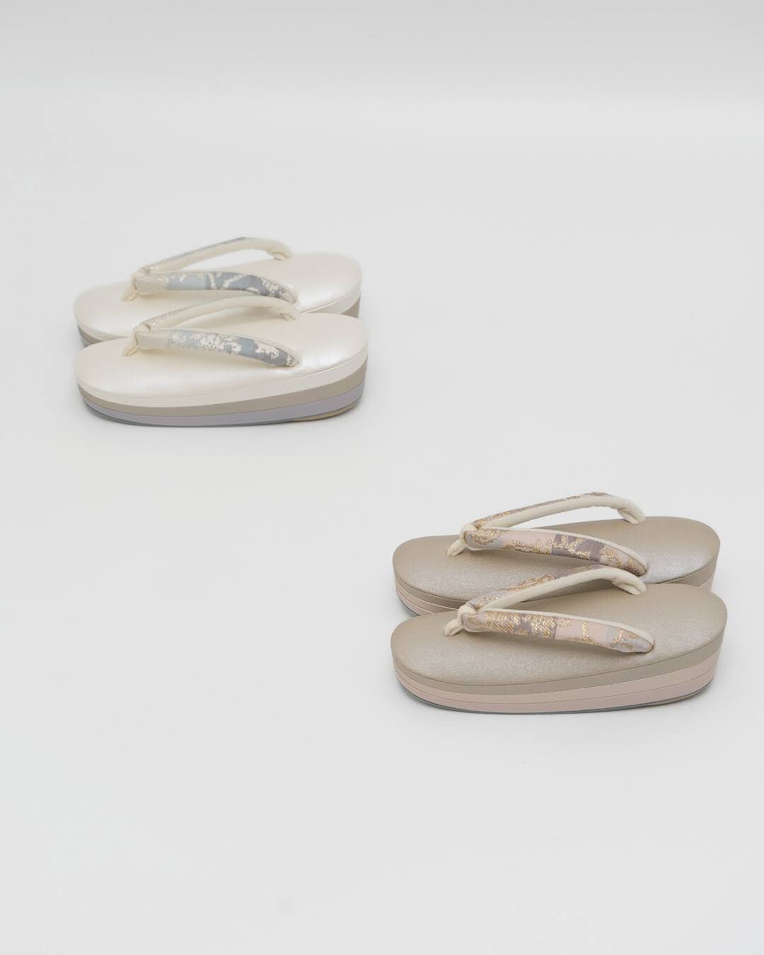 あたらしい草履、雪と練。